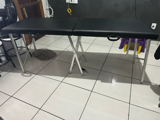 Vende-se maca maleta