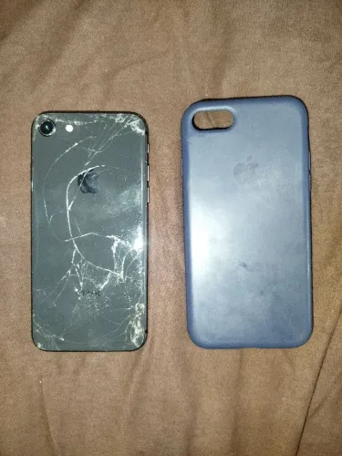 iPhone 8 Usado - Funcionando Perfeitamente 