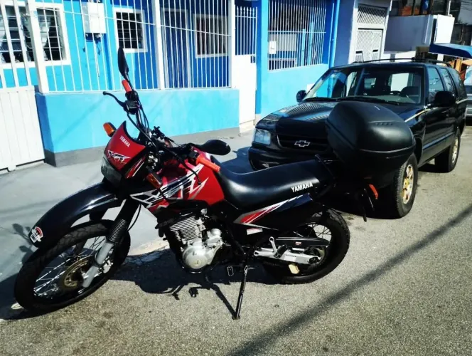 Yamara XT600E 1999 em ótimo estado de conservação.