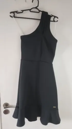 Dois vestidos curto preto