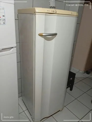 Geladeira grande Eletrolux degelo seco 340 litro
