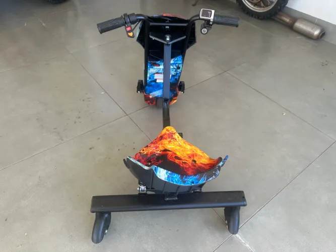 Triciclo elétrico