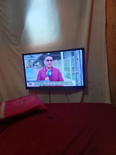 Vende se uma tv