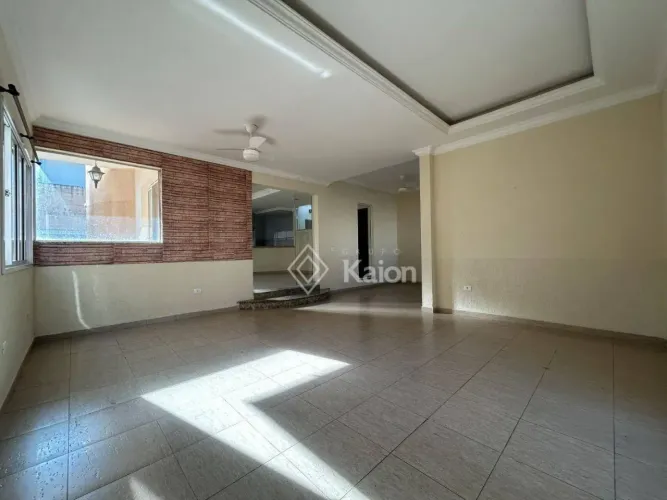 Casa para venda e locação no Condomínio Parque do Varvito em Itu/SP