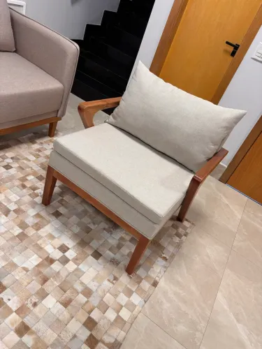 Vendo poltrona Zeus de linho NOVA