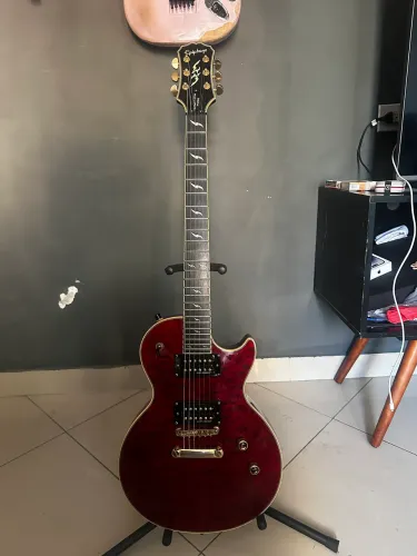 Guitarra Epiphone Les Paul Prophecy Caps Gibson 2011