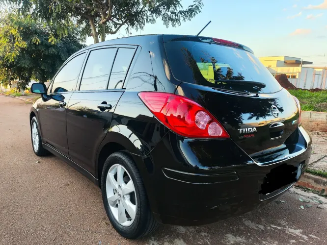 Nissan Tiida S 1.8/1.8 Flex 16V Mec. 2013