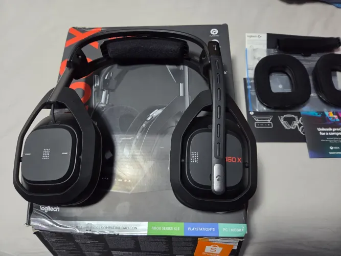 Headset Logitech Astro A50X + Cooling Gel AirPads