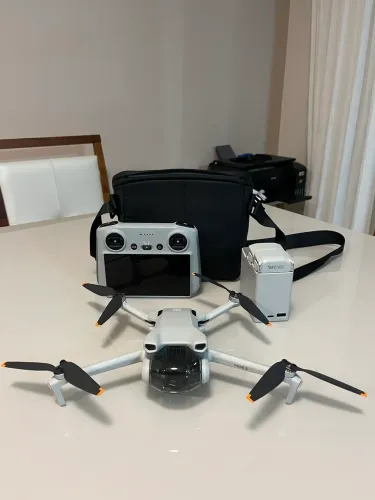 Drone Dji Mini 3 fly combo