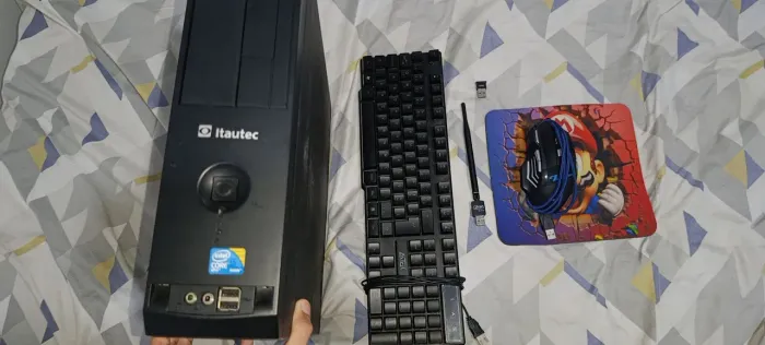 Desktop I5 12Gb de ram e SSD