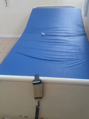 Cama hospitalar