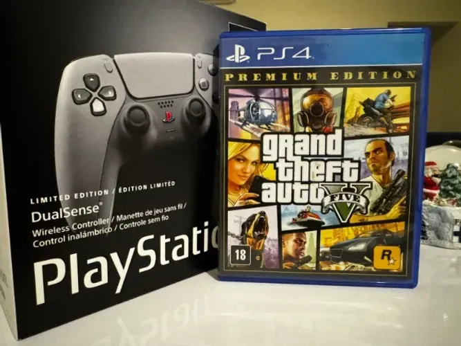 Grand Theft Auto V Premium Edition PS4 Original Mídia Física