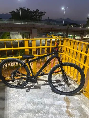 Bike bem conservada "Sutton aro 29"