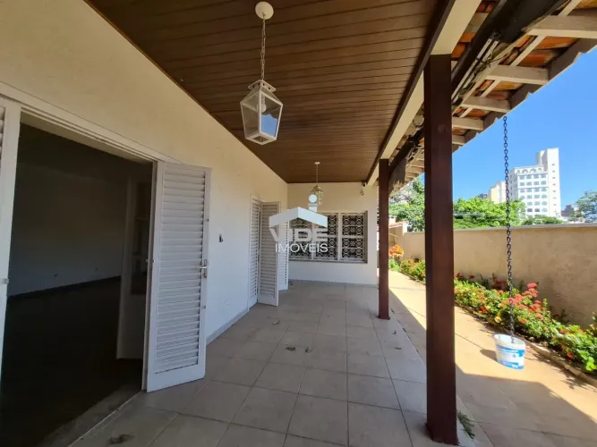 Casa para venda ou locação no Nova Campinas: 3 quartos, sendo 1 suíte, 3 salas, escritório