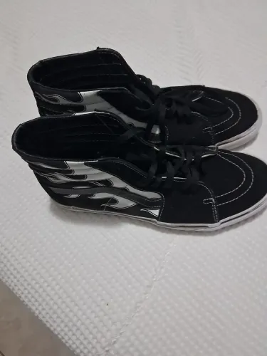 Tenis Vans cano alto modelo exclusivo