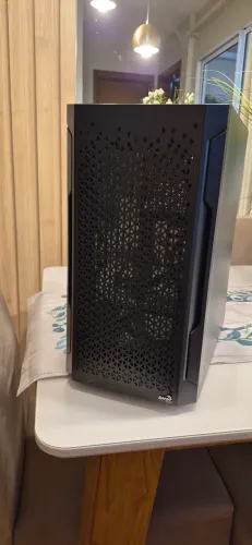 Gabinete Aerocool Mini