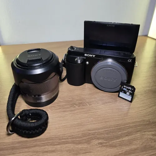 Sony Nex F3 + Bolsa + Cartão 8GB