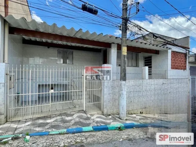 RESIDÊNCIA TÉRREA À VENDA NO BAIRRO DA ÁGUA FRIA COM 190m² DE ÁREA ÚTIL , GRANDE OFERTA !