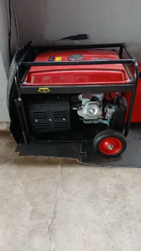 Gerador de energia gasolina 25l