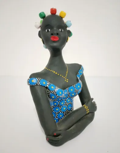 ESCULTURA MULHER AFRICANA SILVANO EUDÓCIO (NOVA)