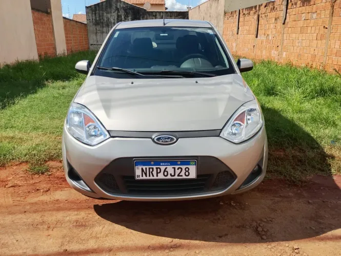 Ford Fiesta Sed. 1.6 8V Flex 4P 2012