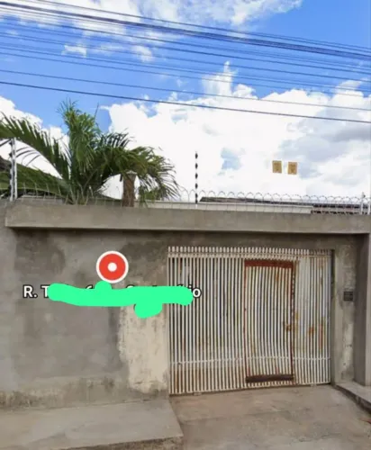 Portão de garagem com portão social 