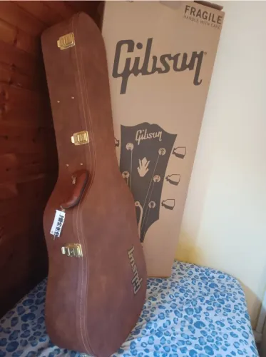 Gibson J-45 zerado