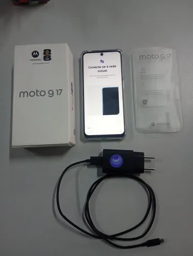 Celular Motorola G17 única dona nota fiscal 256 gigas Roxo última foto único detalhe 600,0