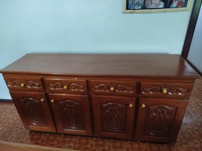 Buffet Cerejeira em madeira maciça