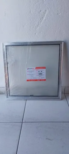 PROMOÇÃO Basculante ideal banheiro 60x60 novo R$ 115,00