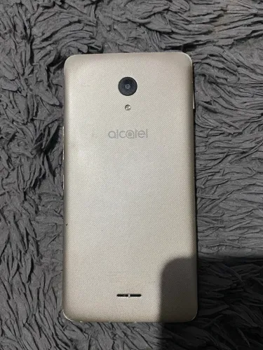 Celular Alcatel 32GB - Para Retirada de Peças