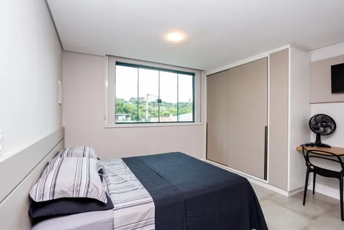 Studio mobiliado para locação no Bigorrilho Curitiba