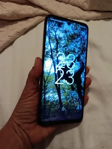 Celular motog14