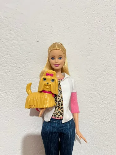 Barbie Veterinária