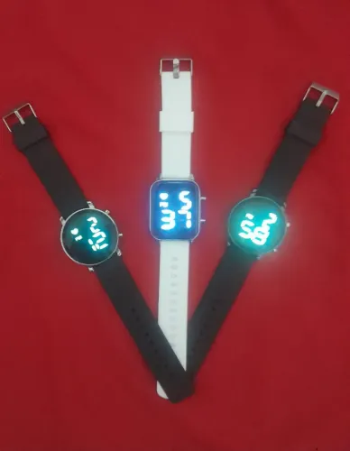 Relógio Digital LED Cores Variadas