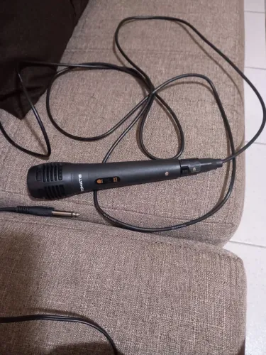 Desktop Soundbar Kodi + Microfone