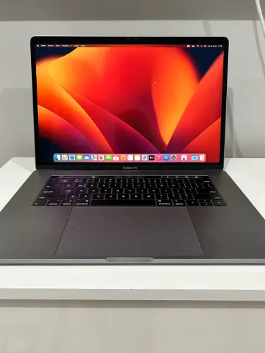 macbook pro 2018