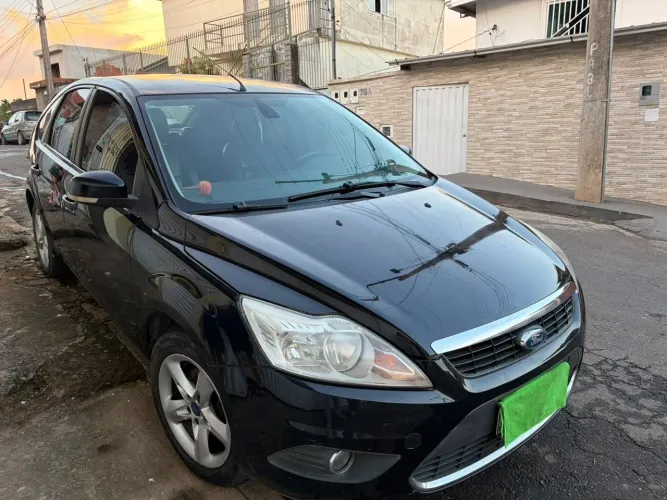 Ford Focus 2.0 16v/se/se Plus Flex 5P Aut. 2012