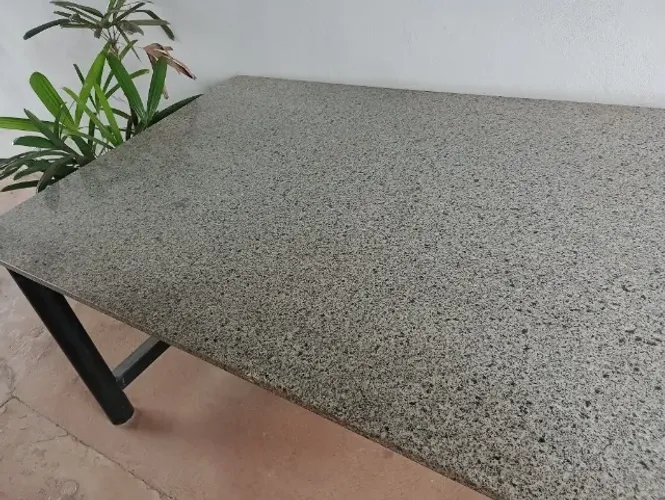 Mesa de mármore