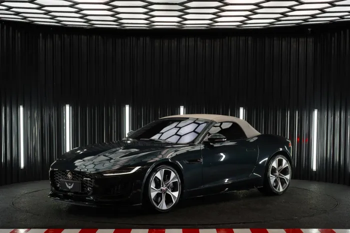 Jaguar F-Type 2.0 R-dynamic Cabriolet 300cv AUT 2023