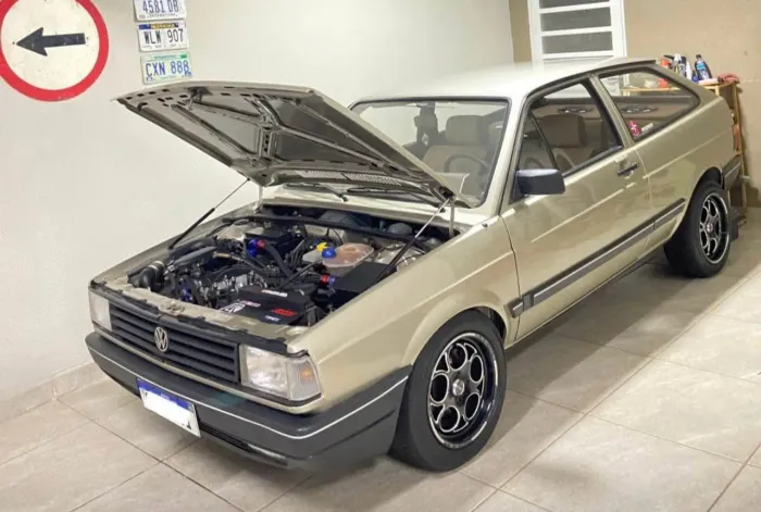 Volkswagen Gol Geração I CL 1.6 8V Álcool Mec. 2P 1989
