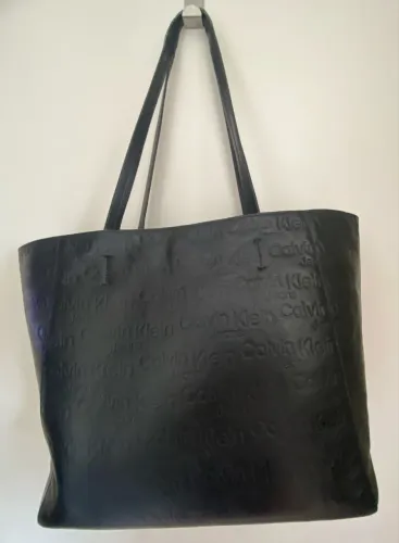 Bolsa tote Calvin Klein couro preta
