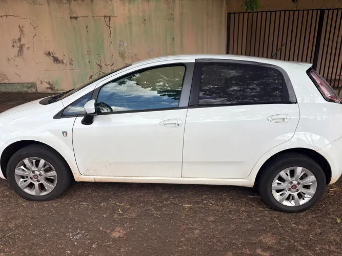 Fiat Punto Attractive Italia 1.4 F.flex 8V 5P 2016