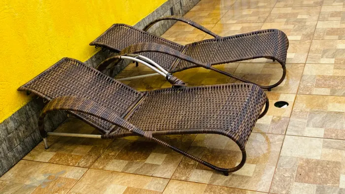 Espreguiçadeira de piscina
