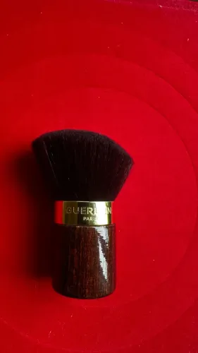 Pincel kabuki Guerlain novo