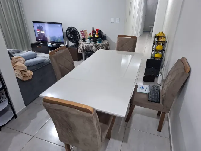 Mesa de Jantar (vidro) 06 cadeiras 1.90 x 90