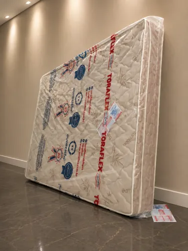 Colchão Casal Luxo Perfeito, Sem uso, Aceito Cartão e Entrego!