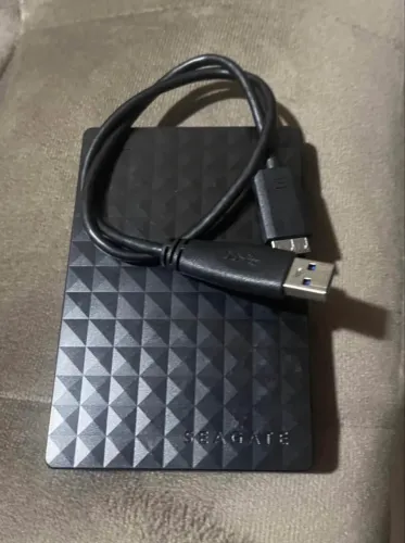 HD EXTERNO 1TB SEAGATE C/ CASE