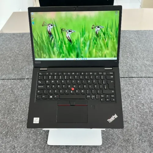 Notebook Lenovo ThinkPad, i5 de 10ª, 8gb de RAM, 256gb de SSD, tela de 13,3 FHD