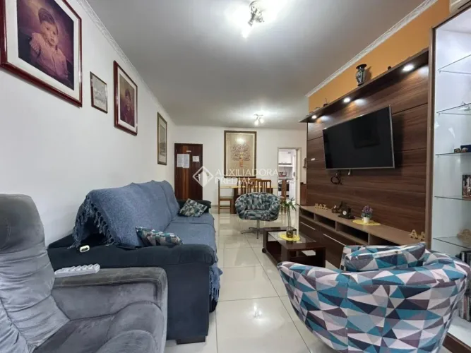 Apartamento gardem à venda 3 quartos sendo 2 suítes, Balneário do Estreito - Florianópolis